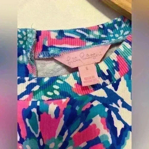 Lilly Pulitzer Carlita crop top  , sz small - Picture 3 of 6